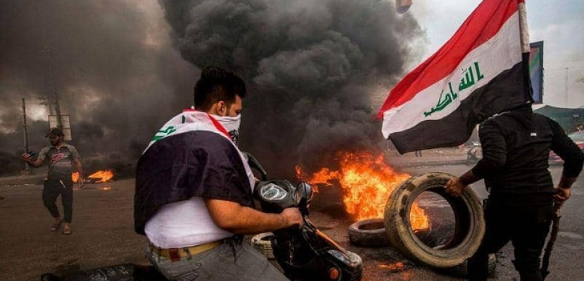 الديلي تليجراف : الشرطة واجهت المتظاهرين  خاصة في العاصمة بغداد والناصرية