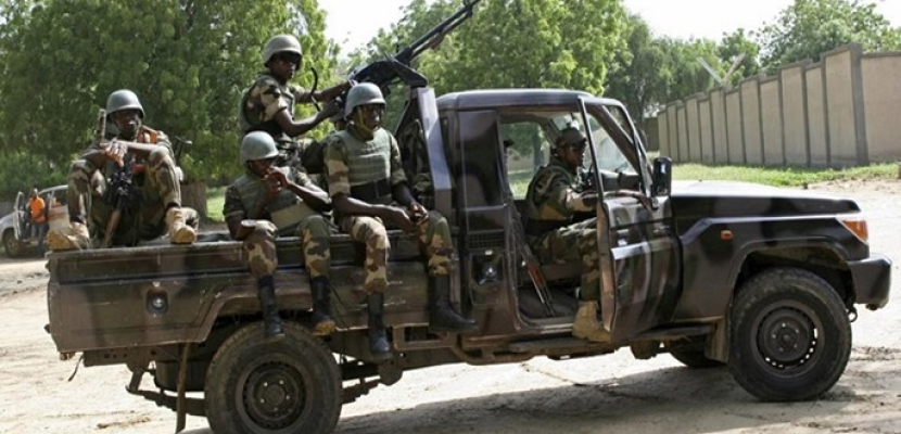 مقتل 13 جنديا فى كمين لتنظيم “ولاية غرب إفريقيا” شمال شرقى نيجيريا