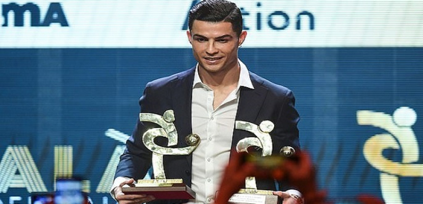 رونالدو يتوّج بجائزة أفضل لاعب في الدوري الإيطالي