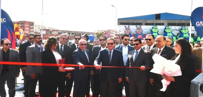 “بالصور .. افتتاح أول محطة متكاملة لتموين السيارات بالغاز والوقود والكهرباء في بورسعيد