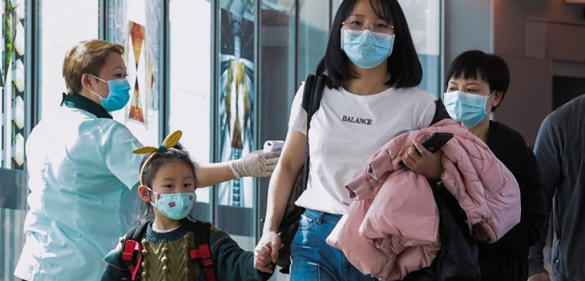 تراجع عدد حالات الإصابة بفيروس كورونا في الصين إلى أدنى معدل منذ يناير