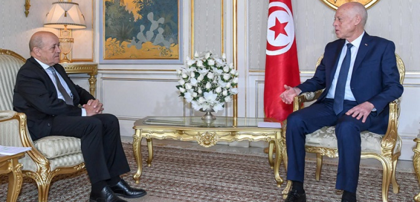لودريان عقب لقاء الرئيس التونسي: اتفاقات أردوغان والسراج خارجة عن الشرعية الدولية