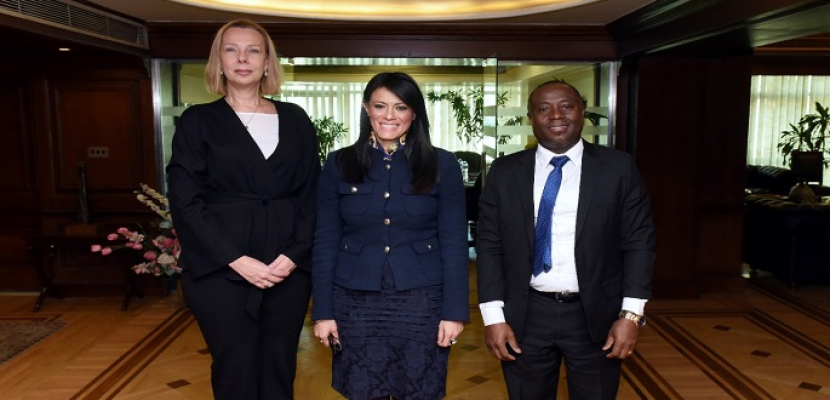 بالصور .. وزيرة التعاون الدولى : نتطلع لتعميق الشراكة الاستراتيجية مع بنك التنمية الأفريقى