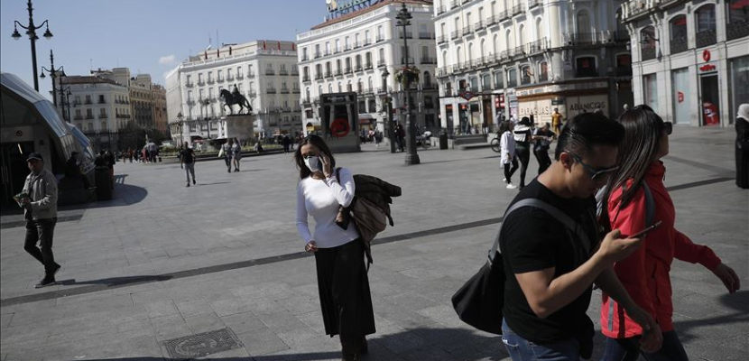 إسبانيا تسجل أقل عدد وفيات بكورونا منذ أكثر من شهر