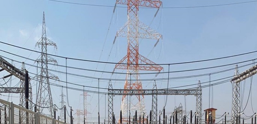 بالصور .. الكهرباء: إطلاق التيار الكهربائي بخط برج العرب الترفيهية
