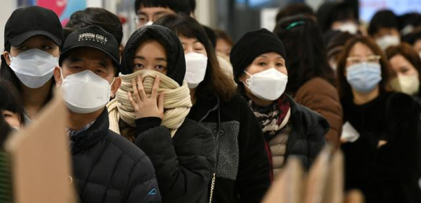 كوريا الجنوبية تسجل 323 إصابة جديدة بفيروس كورونا