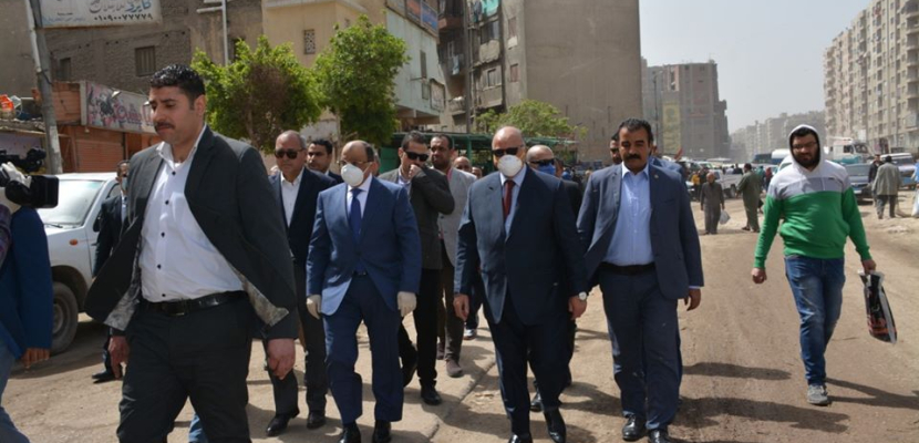بالصور .. وزير التنمية المحلية ومحافظ القاهرة يتفقدان منطقة المطرية لمتابعة شكاوي المواطنين
