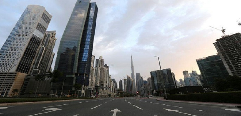 بسبب إغلاق بعض المطارات.. الإمارات تمدد التأشيرات لكافة السياح لمدة شهر إضافي