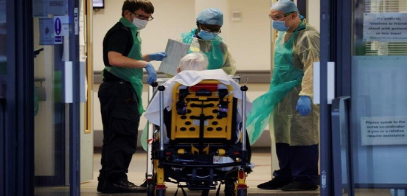 بريطانيا تسجل نحو 17 ألف إصابة جديدة بفيروس كورونا