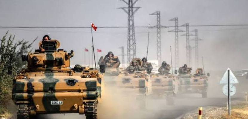 المرصد السوري: عشرات الآليات التركية تقتحم شمال غرب سوريا