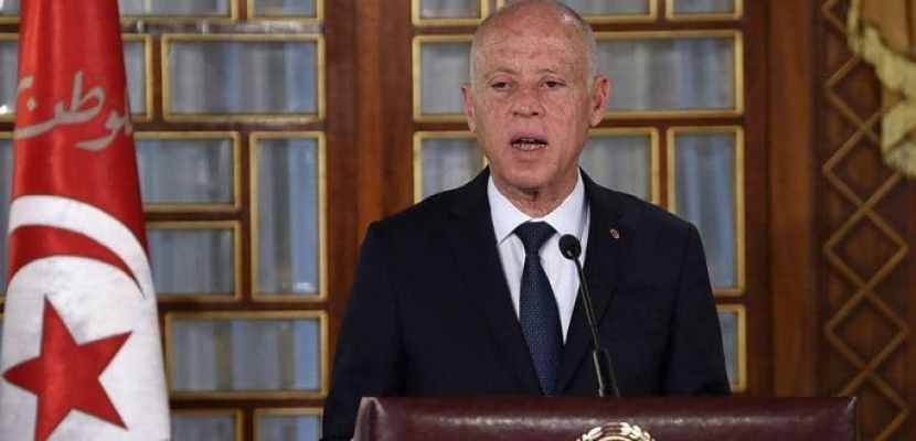 الرئيس التونسي يطالب الأحزاب بتقديم ترشيحاتها لاختيار خليفة الفخفاخ