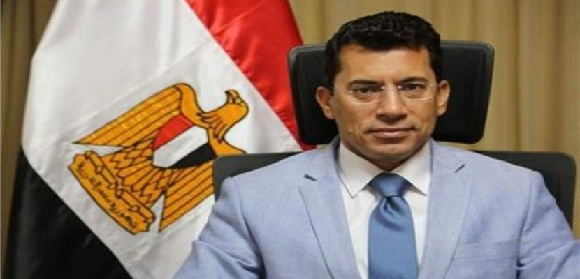 وزير الرياضة يطمئن على بعثة الزمالك بتونس .. ويشهد مباراة الأهلي أمام فيتا كلوب اليوم