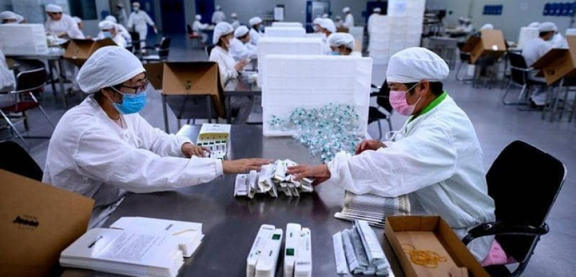 الصين تقرر تطعيم مجموعات رئيسية بلقاحات “كوفيد-19” خلال الشتاء والربيع