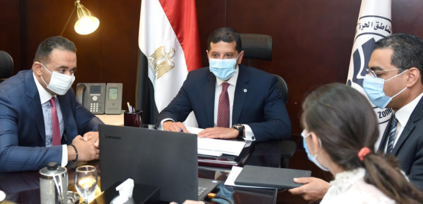 بالصور.. الرئيس التنفيذي للهيئة العامة للاستثمار  يبحث خطط “أمازون” في مصر