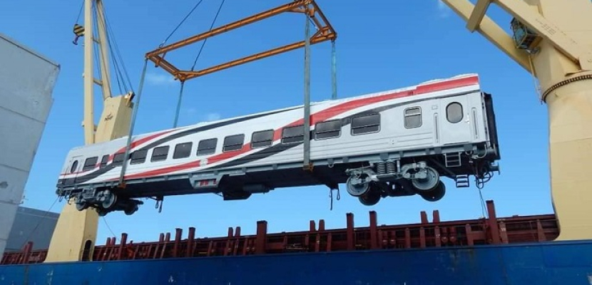 ميناء الإسكندرية يستقبل دفعة جديدة من عربات السكة الحديد الروسية