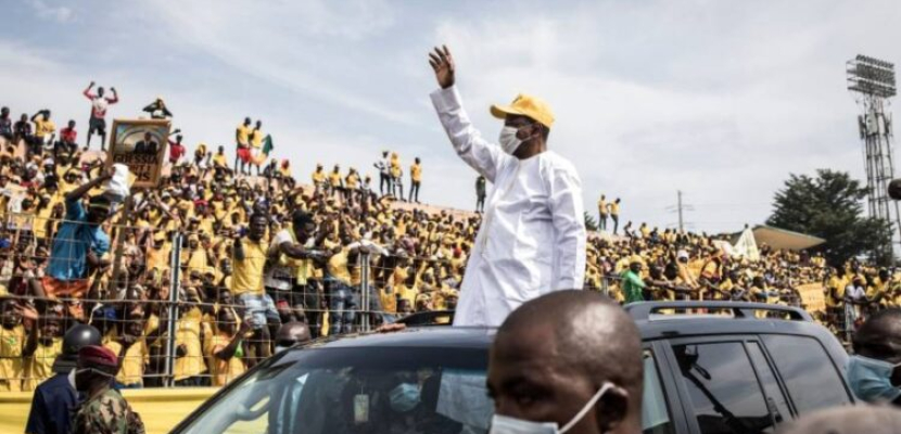 بدء الاقتراع في غينيا والرئيس يسعى لفترة ولاية ثالثة