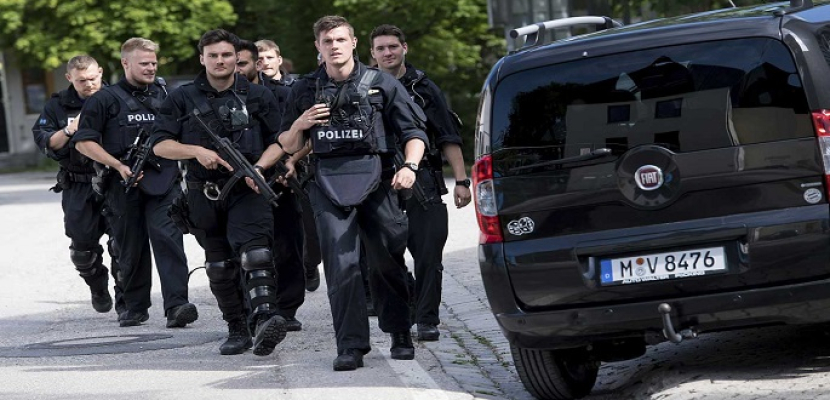 الشرطة الألمانية تداهم شققًا ومكاتب ذات صلة بهجوم فيينا