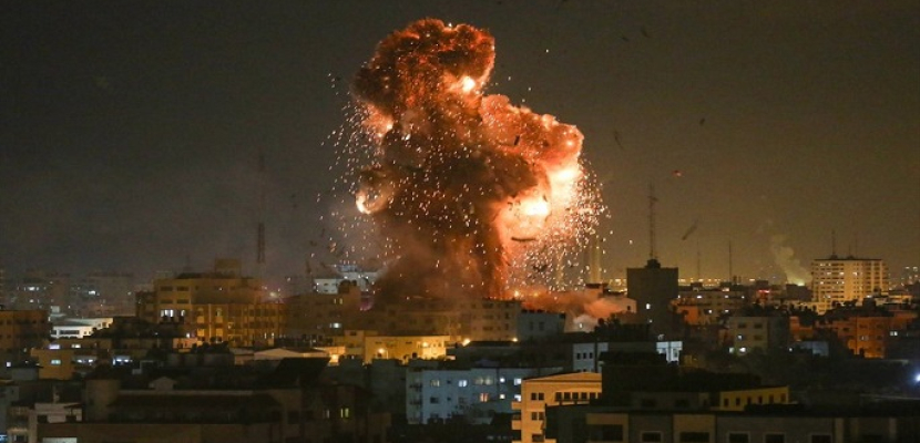 طائرات إسرائيلية تشن غارات على مواقع في قطاع غزة