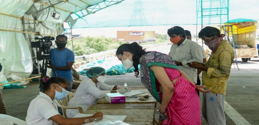 الهند ترصد 4 حالات إصابة جديدة بالسلالة الجديدة من فيروس كورونا