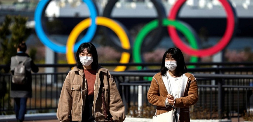 رئيس وزراء اليابان يتعهد باحتواء فيروس كورونا وإقامة الألعاب الأولمبية في موعدها