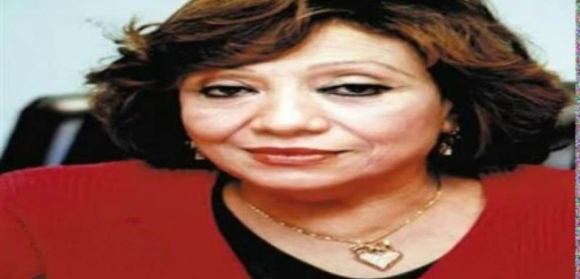 وفاة الكاتبة كوثر هيكل زوجة الفنان الراحل أبوبكر عزت