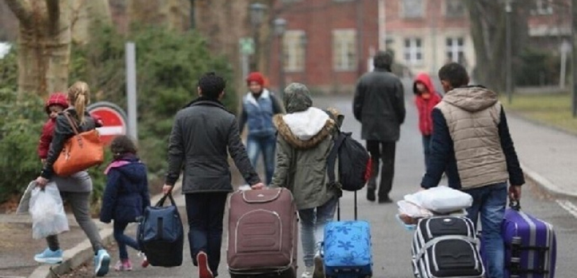الإندبندينت : الدنمارك أول دولة تجرد لاجئين سوريين من تصاريح الإقامة