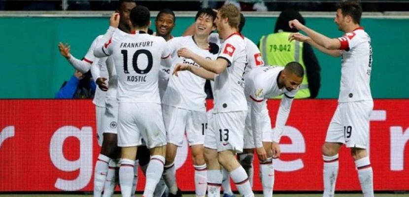 فرانكفورت يوقف سلسلة انتصارات لايبزج في الدوري الألماني