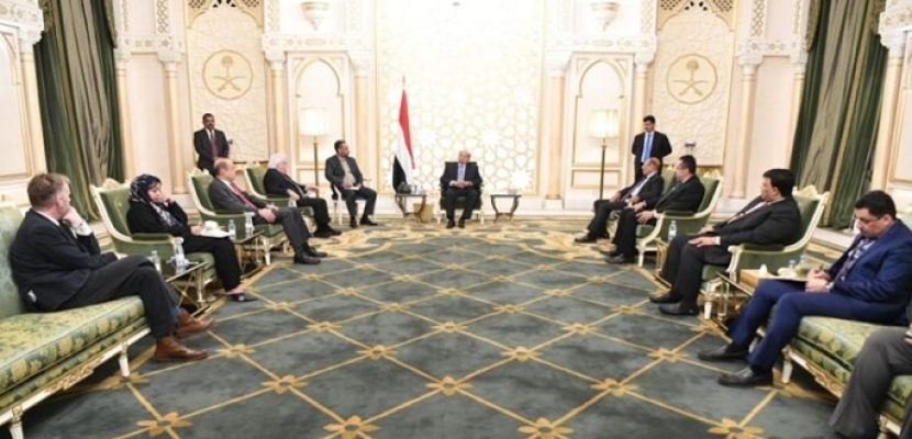 الرئيس اليمني: لن نقبل باستنساخ التجربة الإيرانية في اليمن