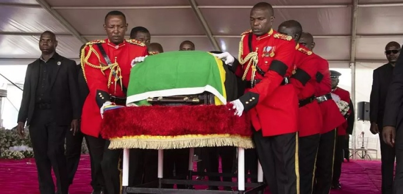 45 قتيلا في تدافع خلال مراسم تكريم رئيس تنزانيا الراحل جون ماجوفولي