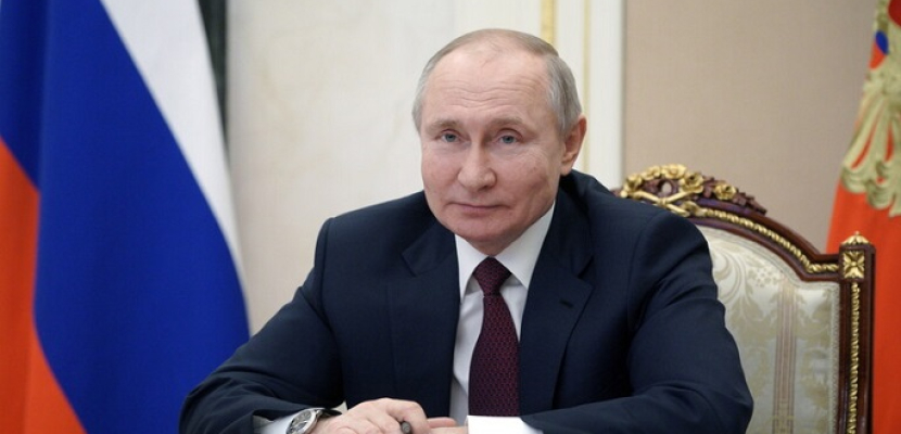 بوتين: تهديدات عديدة محتملة للأمن العالمي ولسيادة الدول في مجال المعلومات