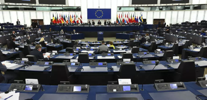 البرلمان الأوروبي يفتتح أول جلسة عامة منذ بدء وباء كورونا