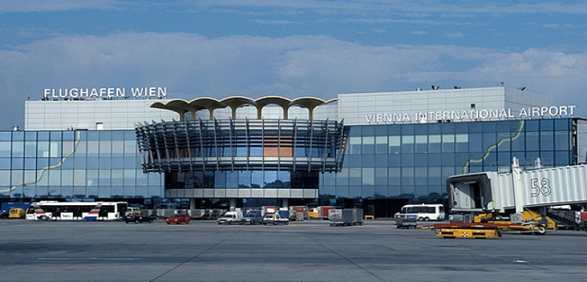 مطار فيينا يستأنف عمله بشكل طبيعي بعد ثبوت عدم وجود متفجرات