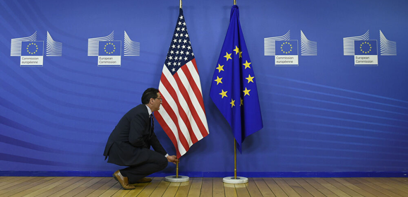 مسئول أوروبي: على الولايات المتحدة والاتحاد الأوروبي “وقف وإعادة تهيئة” علاقتهما بعد أزمة الغواصات