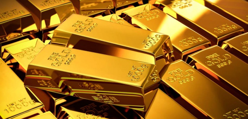 أسعار الذهب تتراجع وسط توترات بشأن رفع الفيدرالي الأمريكي لأسعار الفائدة
