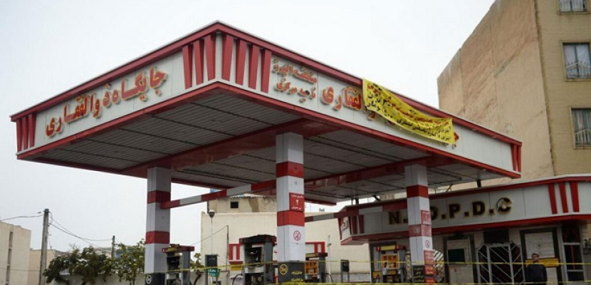 عطل بجميع محطات الوقود في إيران بعد استهدافها بهجوم إلكتروني