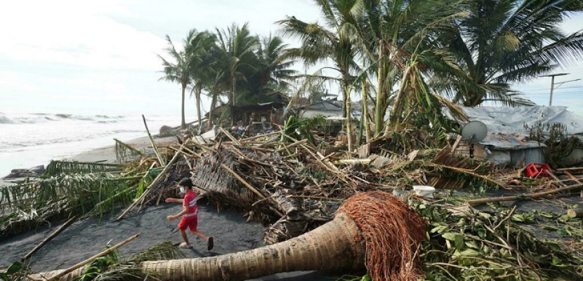 12 قتيلا على الأقل في الإعصار “راي” في الفلبين