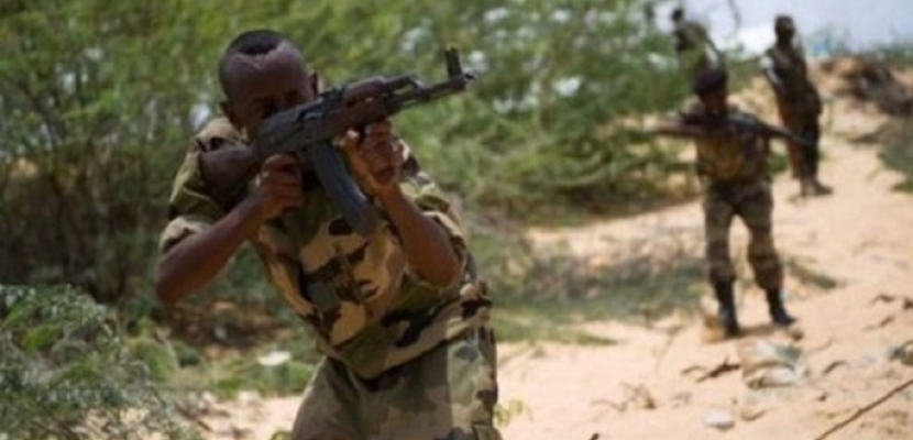 الجيش الصومالي : مقتل 10 عناصر من مليشيات “الشباب” خلال عملية عسكرية وسط البلاد