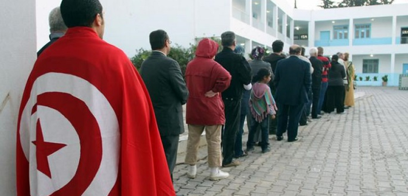 تواصل التصويت فى الانتخابات التشريعية التونسية .. وقيس سعيد : لا تفوتوا الفرصة