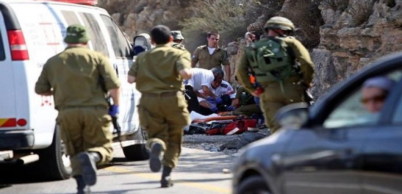 إصابة ضابطين إسرائيليين في عملية دهس وإطلاق نار داخل الخط الأخضر