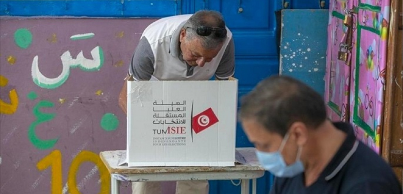انطلاق الدور الثاني للانتخابات البرلمانية التونسية وسط دعوات للمقاطعة ومخاوف من العزوف