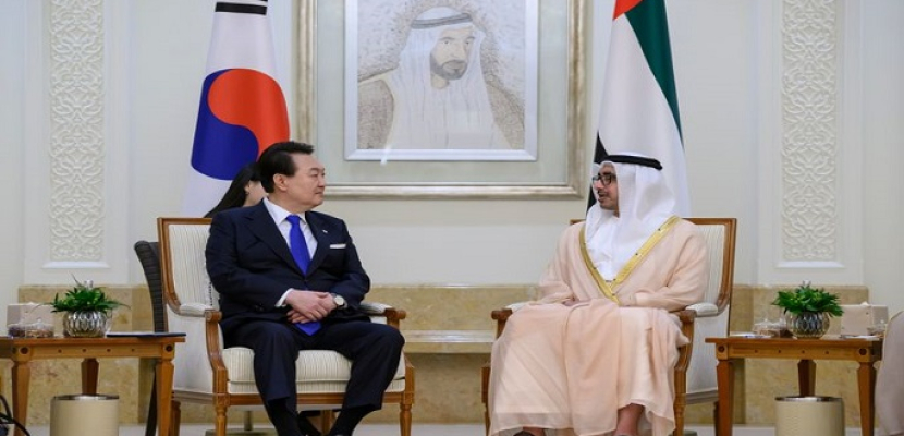 الخليج الإماراتية: زيارة رئيس كوريا الجنوبية لأبوظبي لحظة فارقة في مسار العلاقات بين البلدين