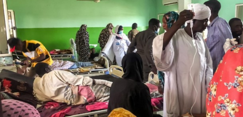 “الجارديان” تحذر من انهيار النظام الصحي في السودان