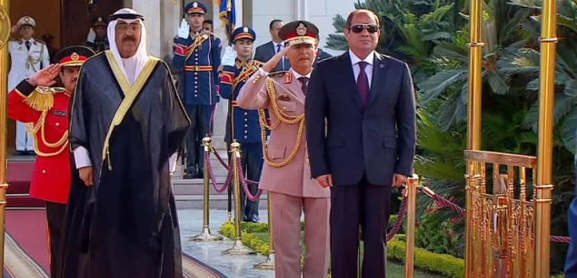 بالفيديو.. مراسم استقبال رسمية لأمير دولة الكويت في قصر الاتحادية