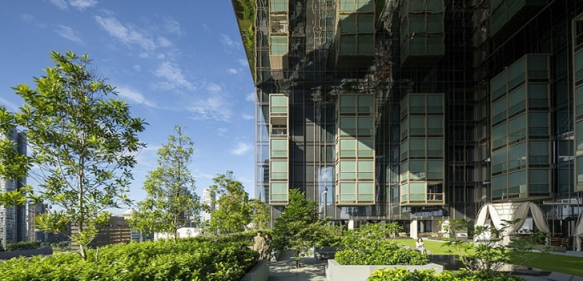 فندق بسنغافورة يشبه لعبة جينجا ملىء بالأشجار للحفاظ على البيئة