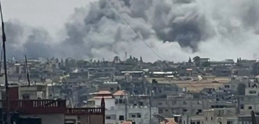 55 شهيدا خلال آخر 24 ساعة بغزة.. واشتعال النيران في مبان سكنية بـ”رفح” بعد قصف مدفعية الاحتلال لها