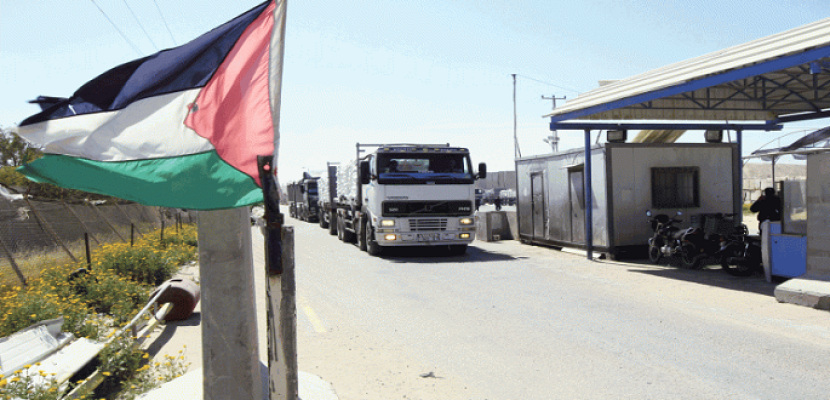 إسرائيل تعيد فتح معبر كرم أبو سالم