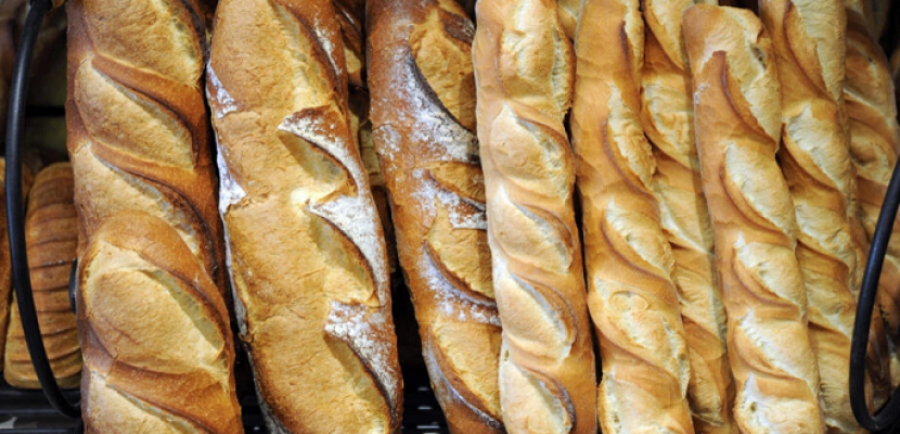 فرنسا تدخل موسوعة جينيس بأطول خبز باغيت في العالم