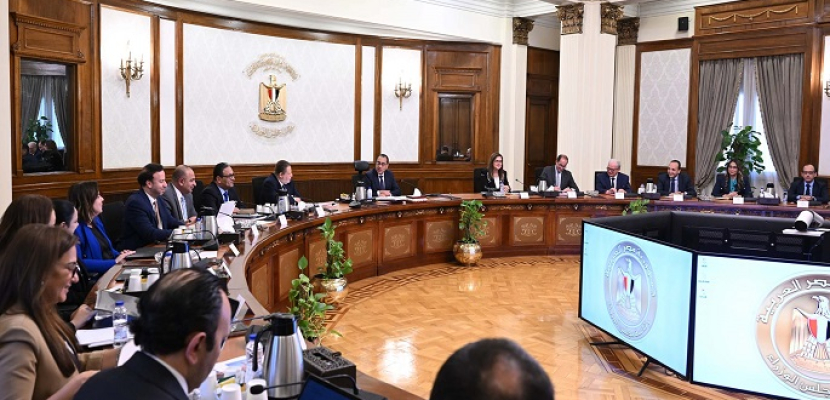 بالصور.. رئيس الوزراء يترأس اجتماع المجلس التنسيقي للسياسات المالية والنقدية