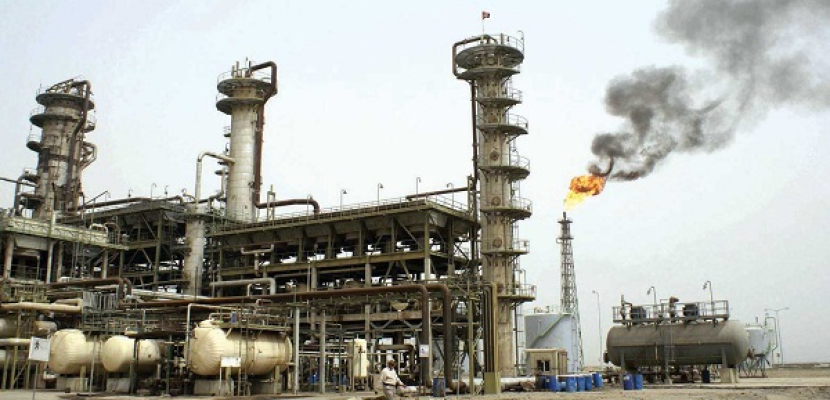 واردات آسيا من النفط الايراني تهبط 15% في 2013