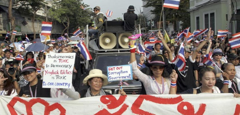 تجمع الآلاف المحتجين المناهضين للحكومة بتايلاند